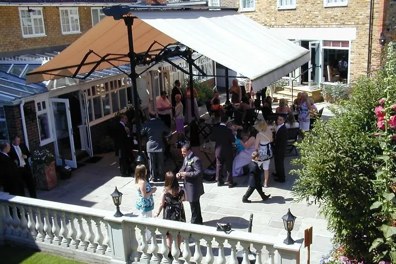Hotel Warren Lodge Shepperton